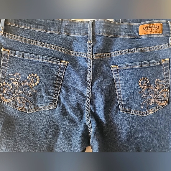 Women's Signature Levi's Strauss Mid Rise Ankle Skinny Dark Jeans Size 16 Misses - Picture 4 of 8